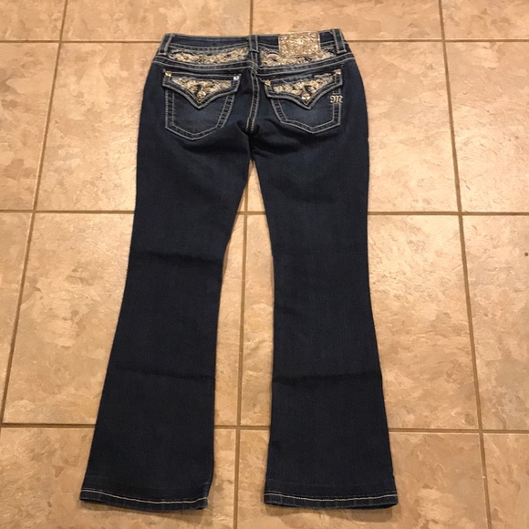 Buckle brand Miss Me jeans - Picture 2 of 3